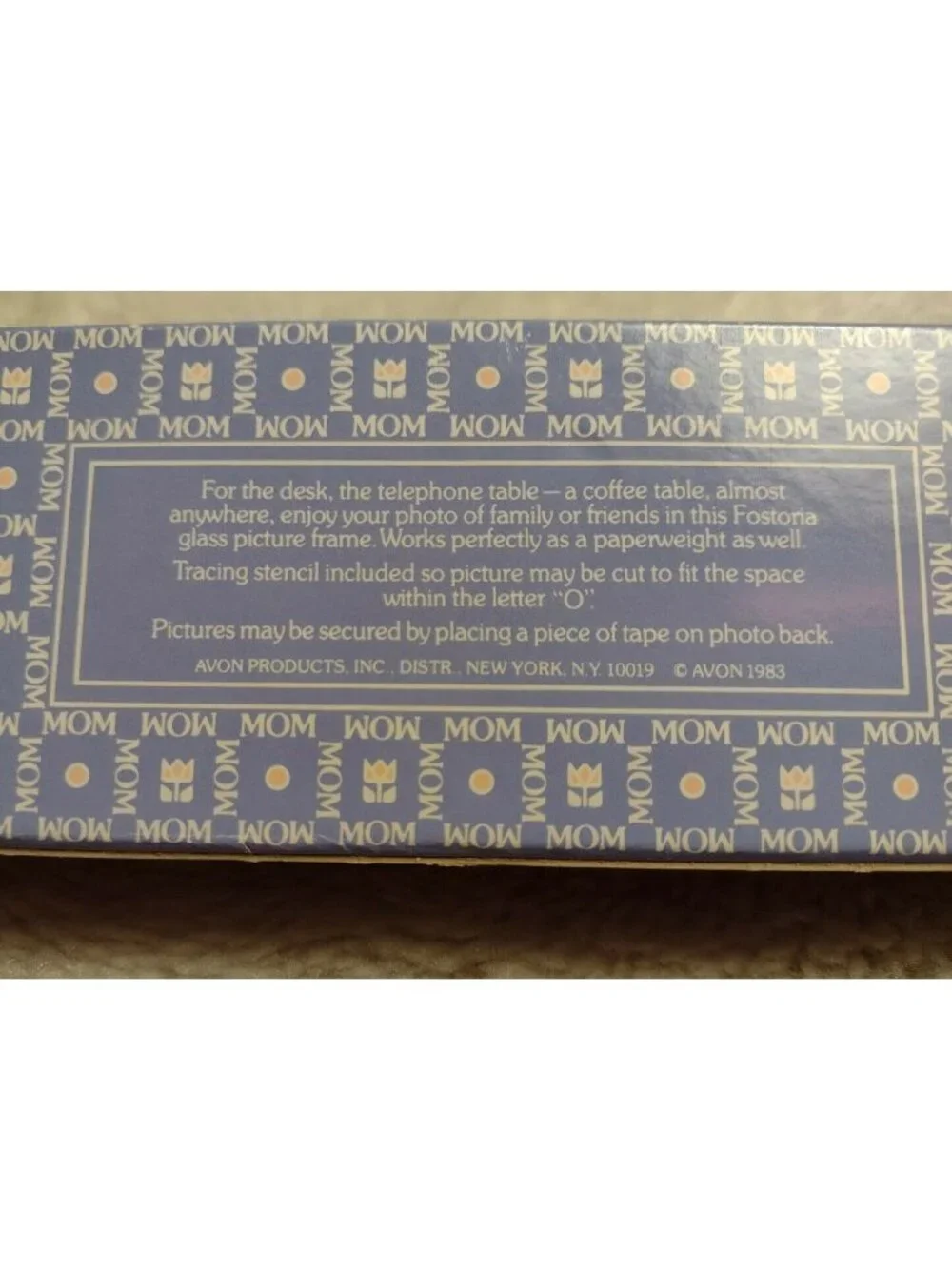Avon Mom's Pride & Joy Picture Frame Present Gift Paper Weight Vintage 1984